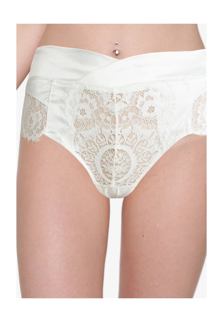 Hunkemoller Hannako High Thongs - Image 3