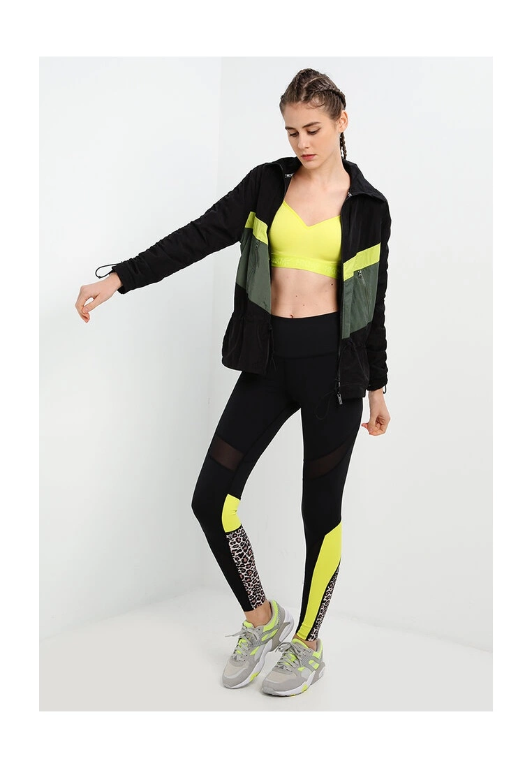 Hunkemoller Woven Shell Jacket - Image 4